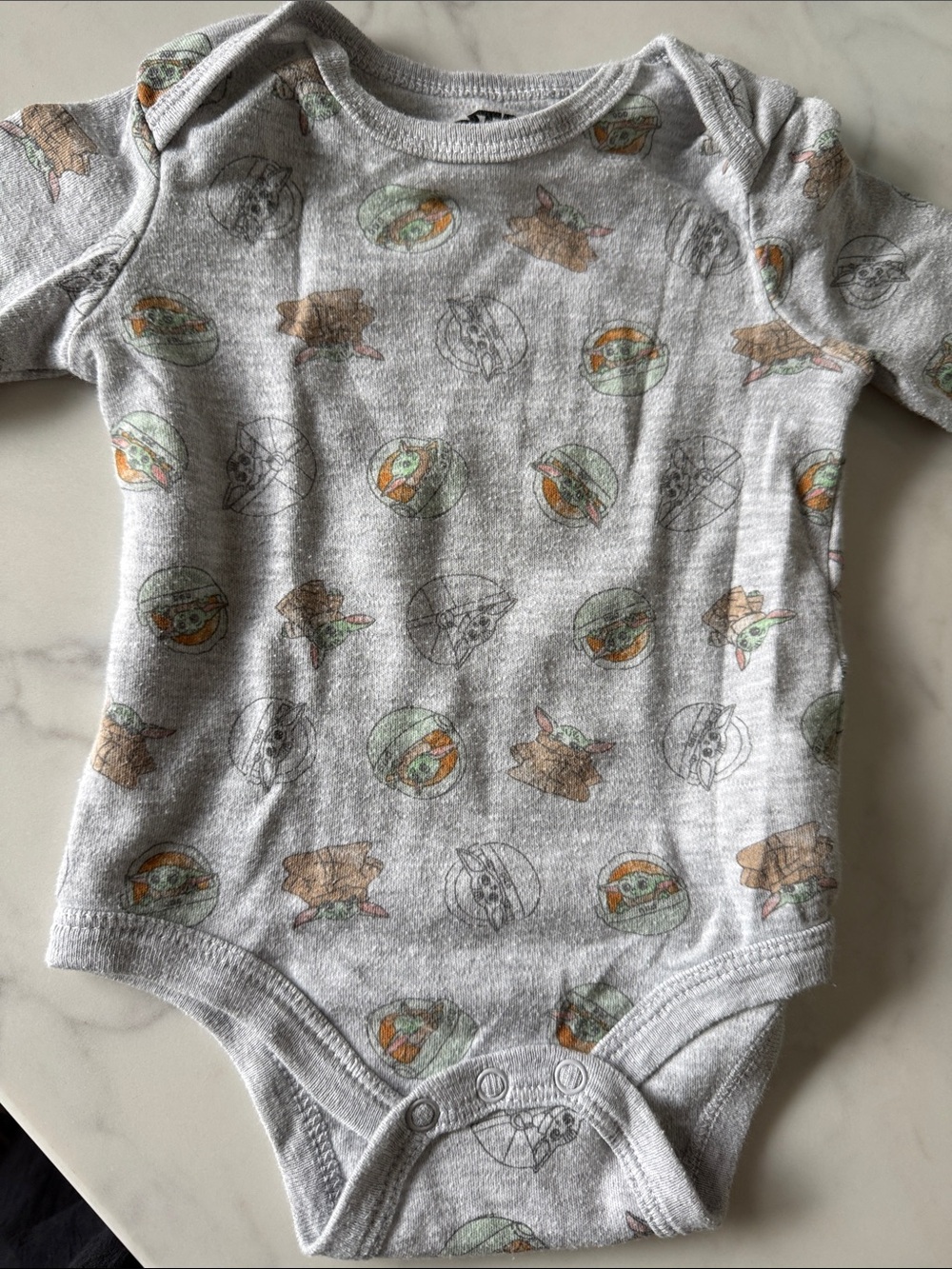 Star Wars baby yoda 3-6m